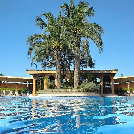 Luna Club Yoga & 4sup 4*