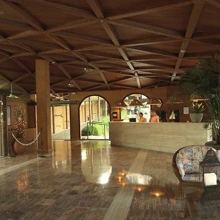 Luna Club Yoga & 4sup Hotel Malgrat de Mar