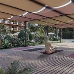 Hotel Luna Club Yoga & 4sup