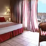 Hotel Luna Club Yoga & 4sup 4*