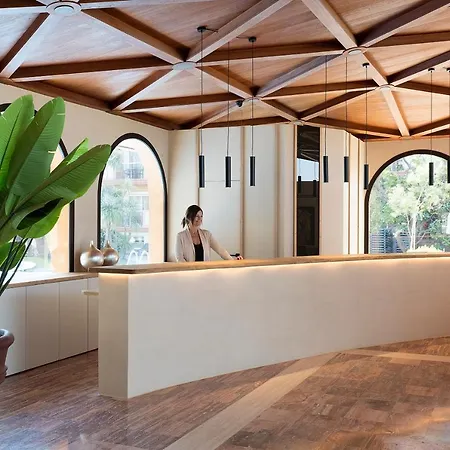 Luna Club Yoga & 4sup 4*