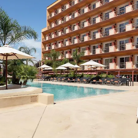 Luna Club Yoga & 4sup Hotel 4*