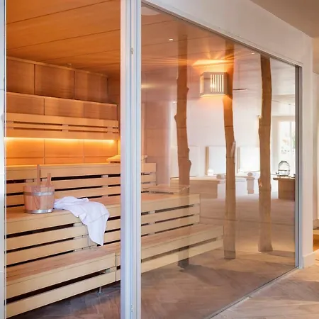 Luna Club Yoga & 4sup Hotel