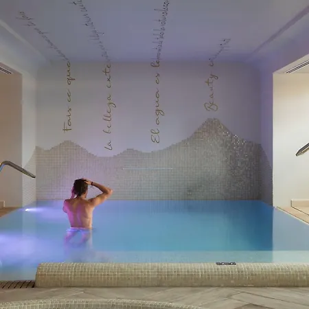 Luna Club Yoga & 4sup 4*