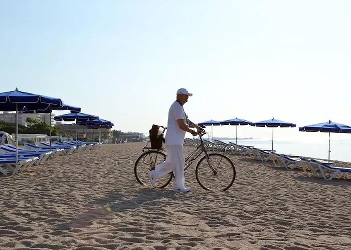 Ξενοδοχείο Luna Club Yoga & 4sup 4*